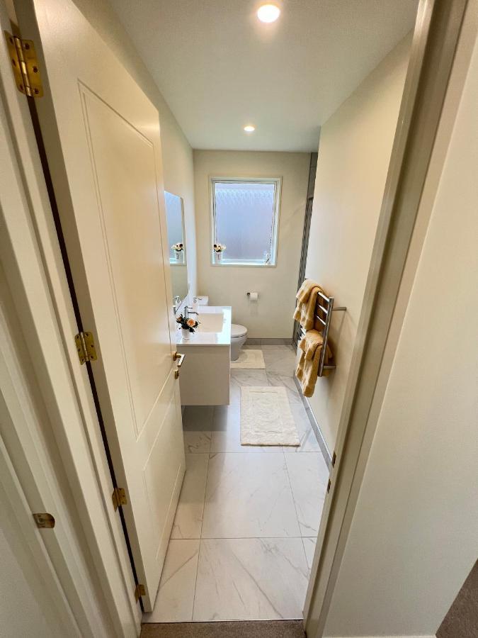 Be My Guest In Beachlands Auckland Exterior foto